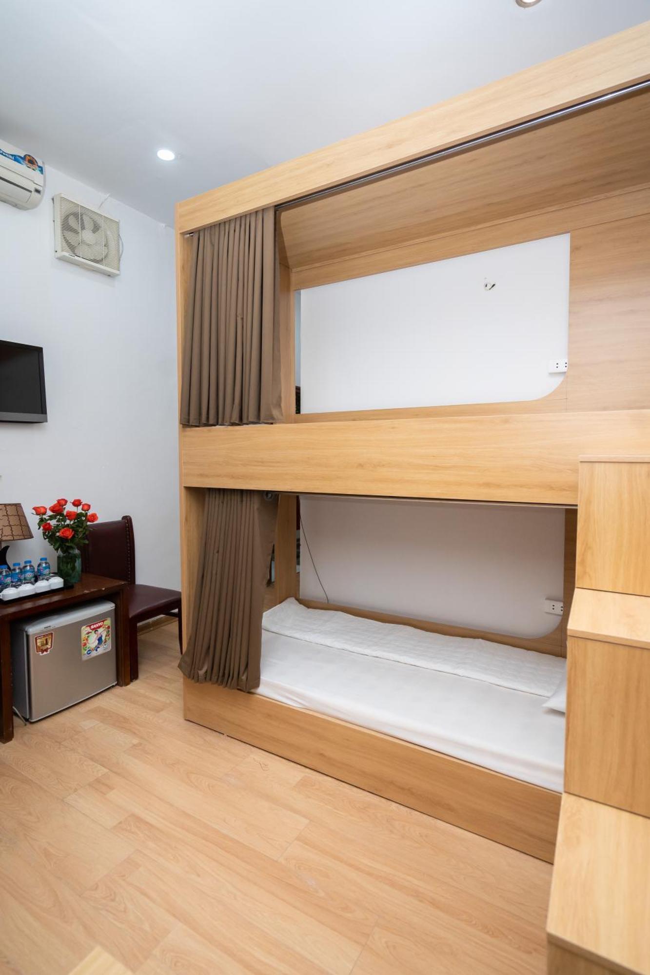 Hanoi Orient Hostel Hotel 3*